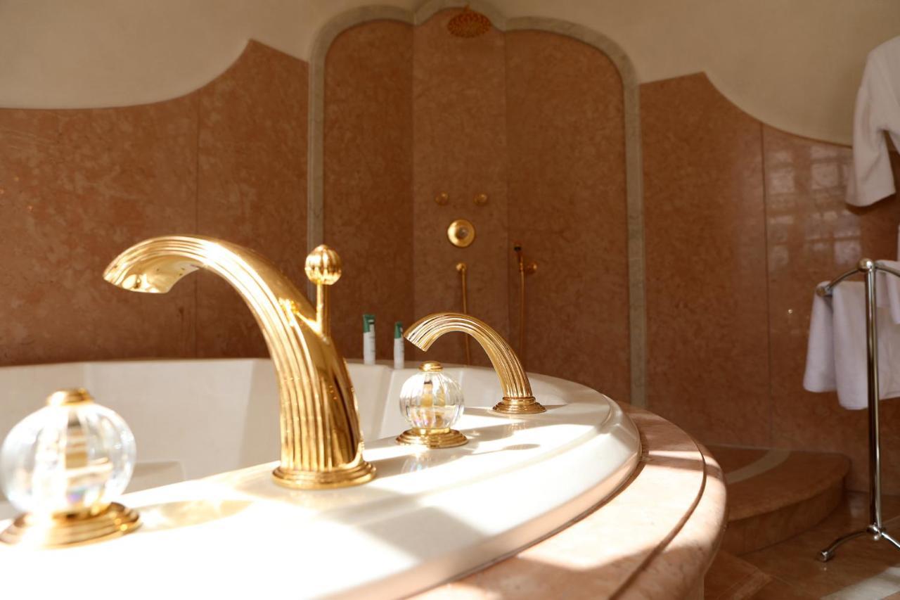 Le Domaine Du Lieu Athan ,Reserve Aux Adultes Bed and Breakfast Saint-Gâtien-des-Bois Buitenkant foto