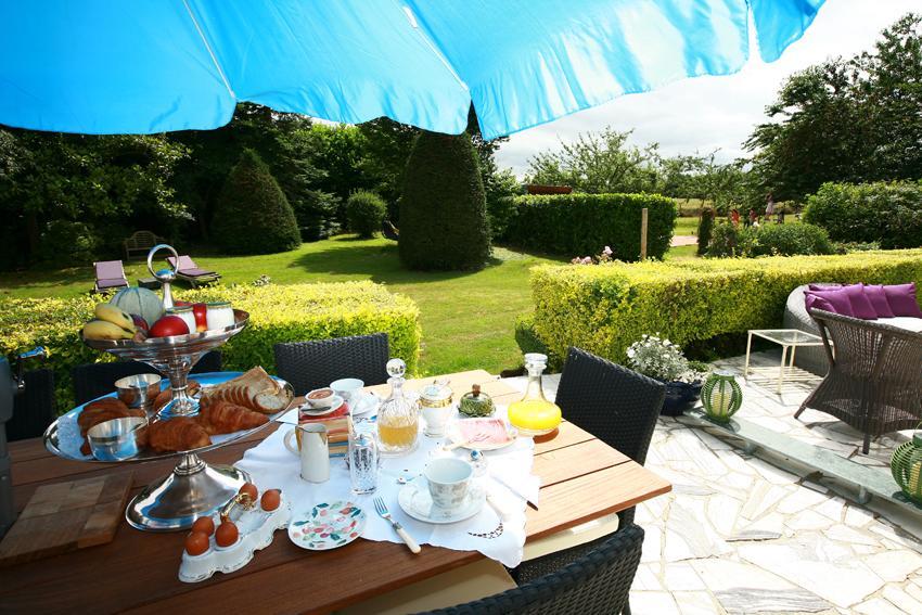 Le Domaine Du Lieu Athan ,Reserve Aux Adultes Bed and Breakfast Saint-Gâtien-des-Bois Buitenkant foto